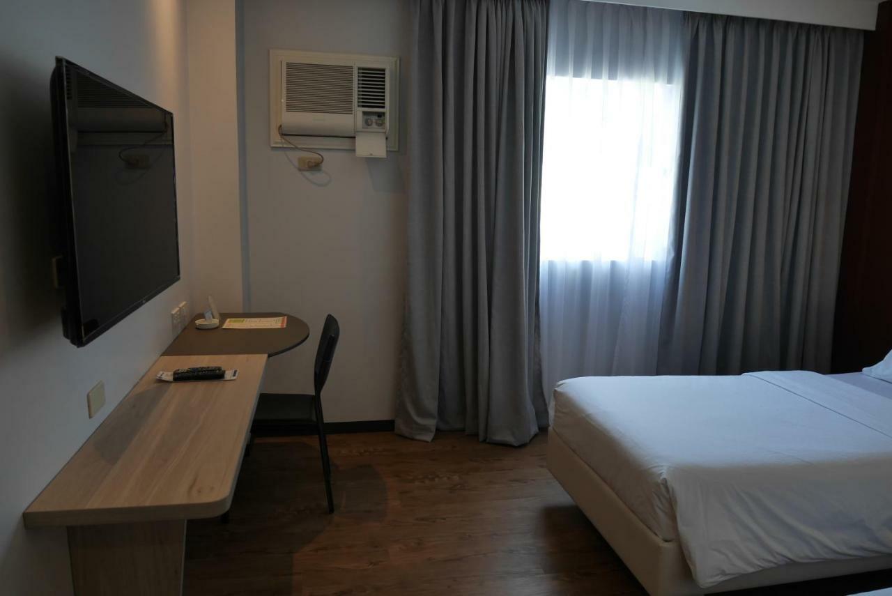 Circle And Hotel 3*